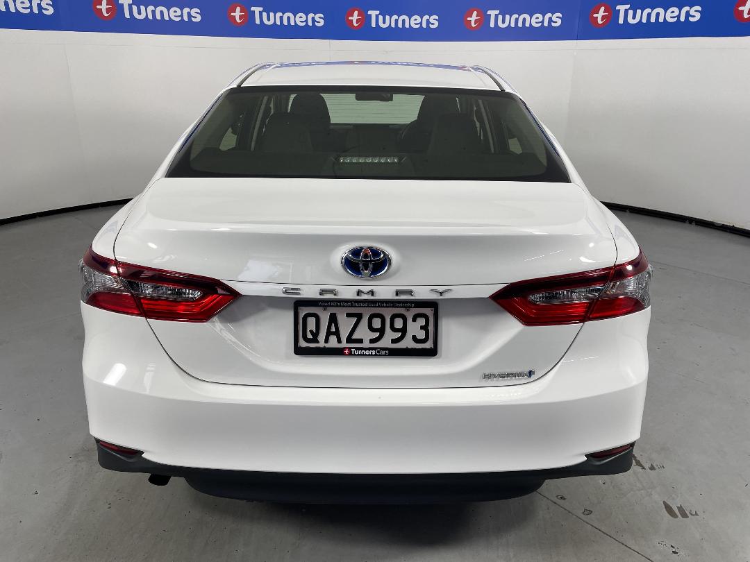 Photo '6' of Toyota Camry