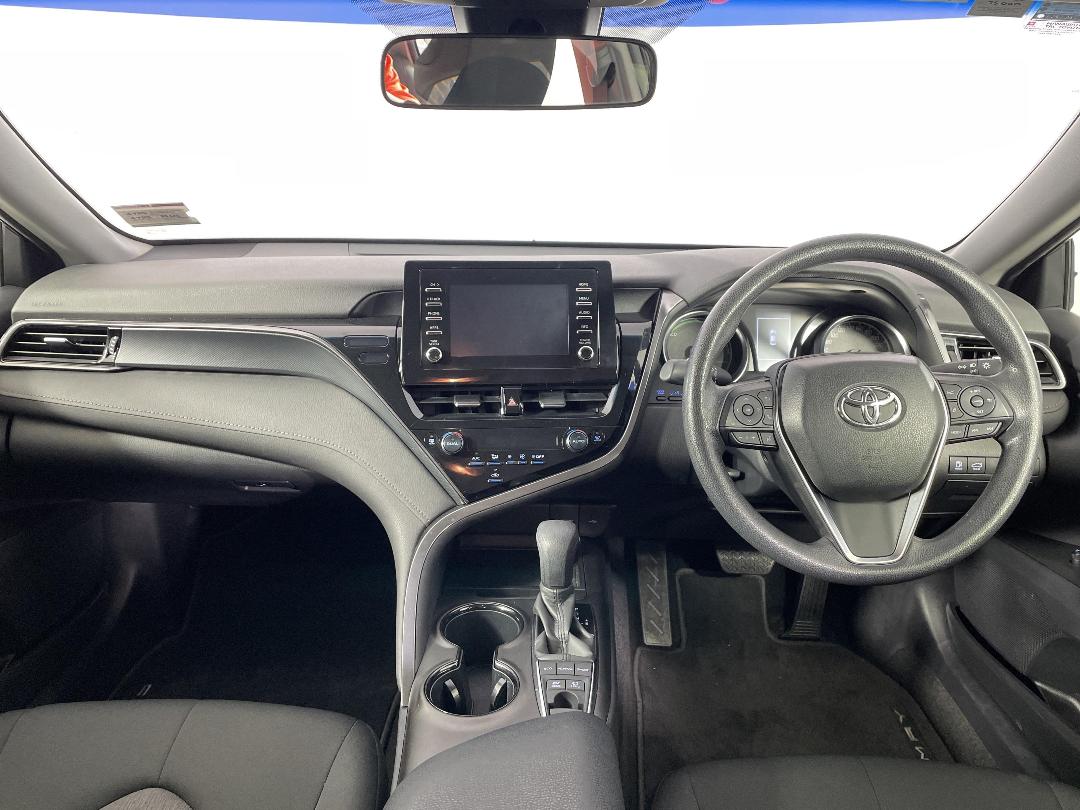 Photo '17' of Toyota Camry