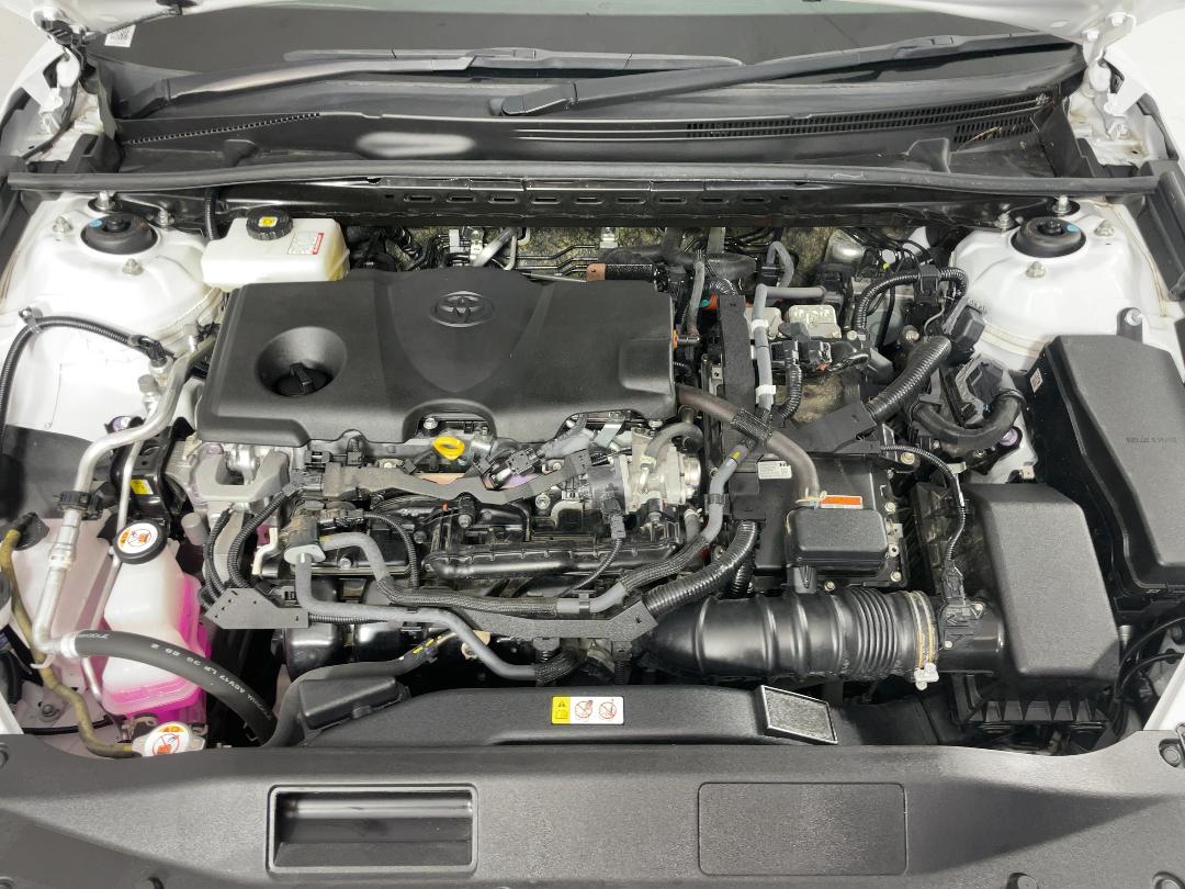 Photo '13' of Toyota Camry