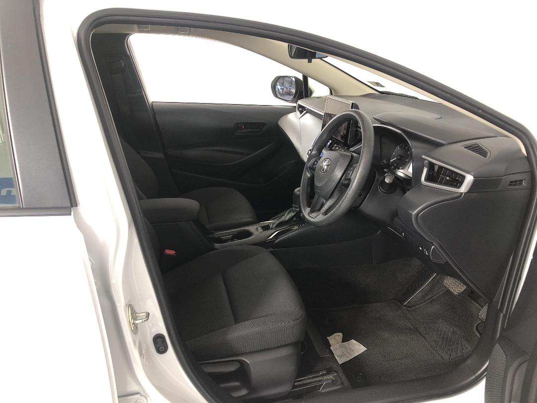 Photo '16' of Toyota Corolla