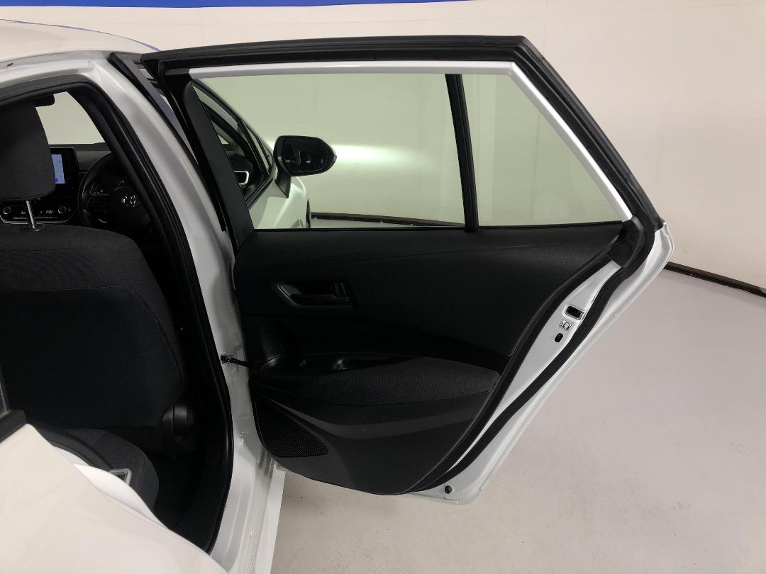 Photo '19' of Toyota Corolla