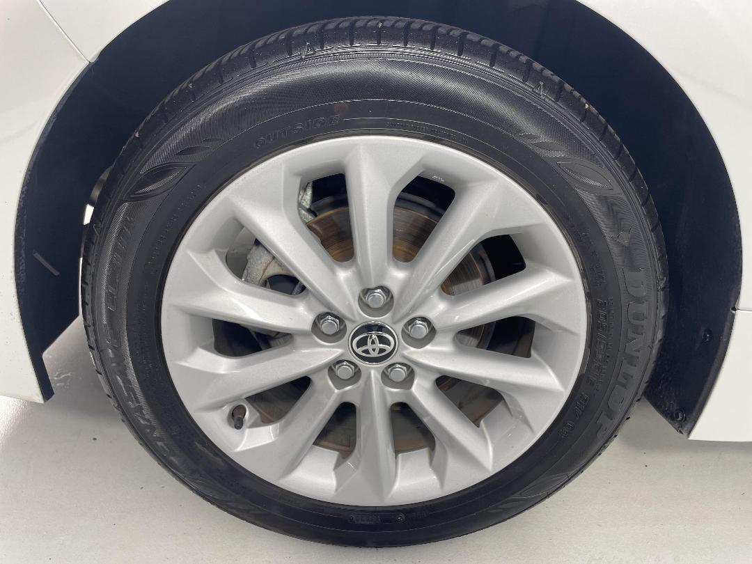 Photo '12' of Toyota Corolla