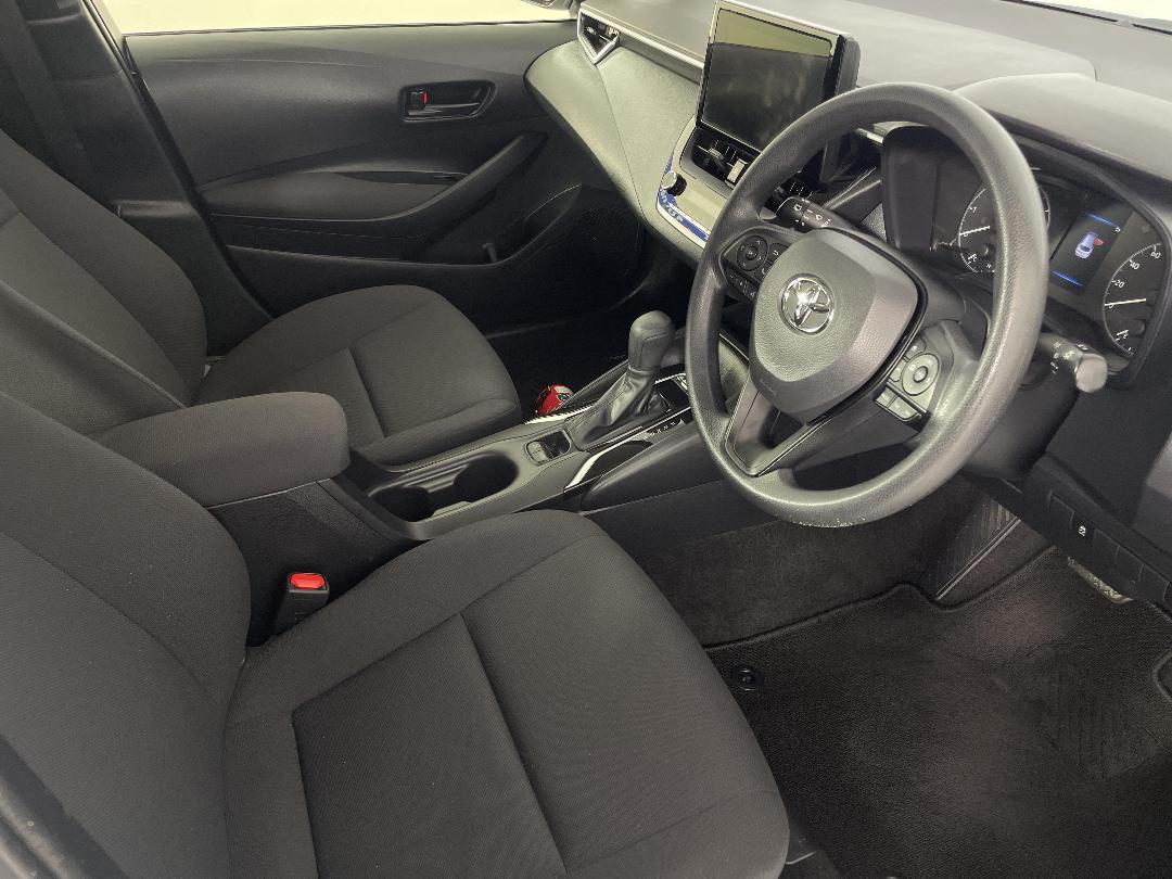 Photo '16' of Toyota Corolla