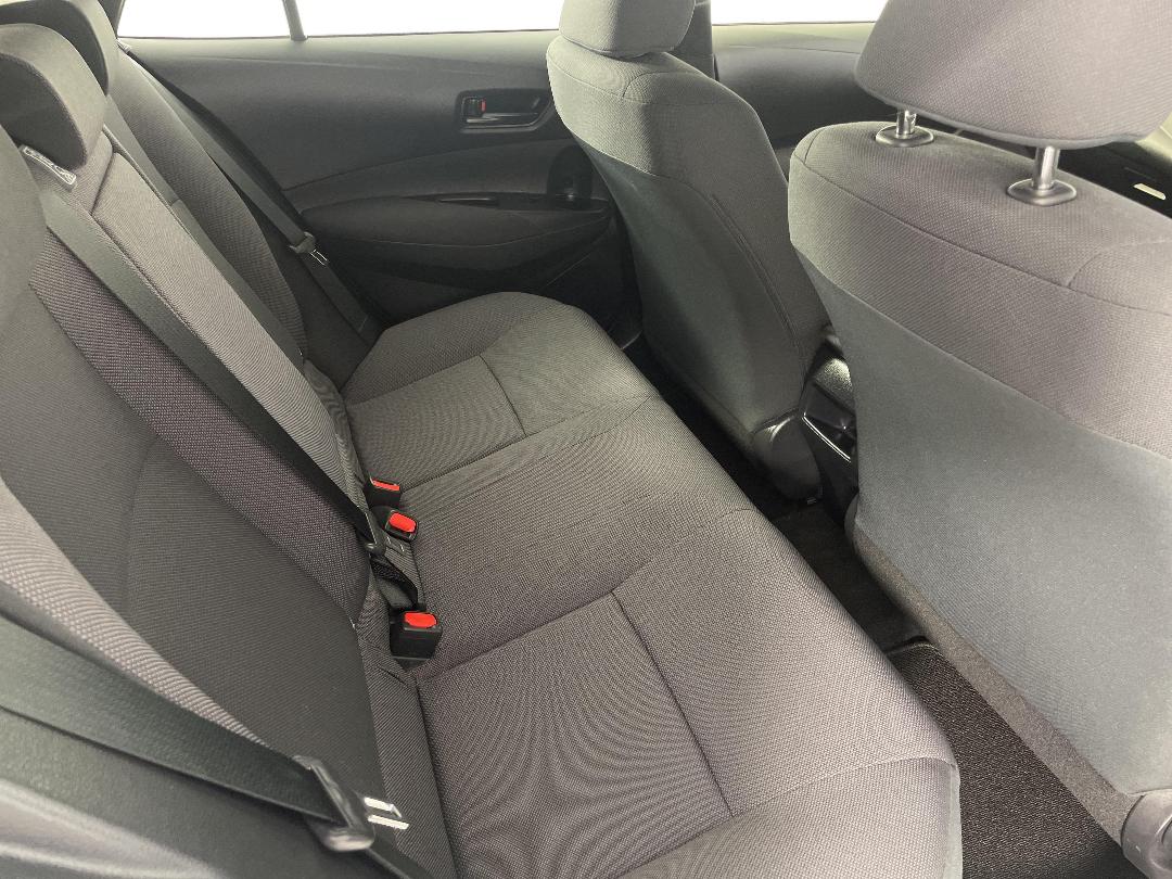 Photo '20' of Toyota Corolla