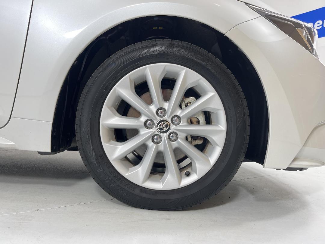 Photo '9' of Toyota Corolla