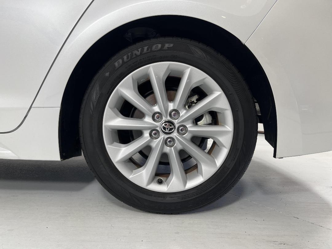 Photo '11' of Toyota Corolla