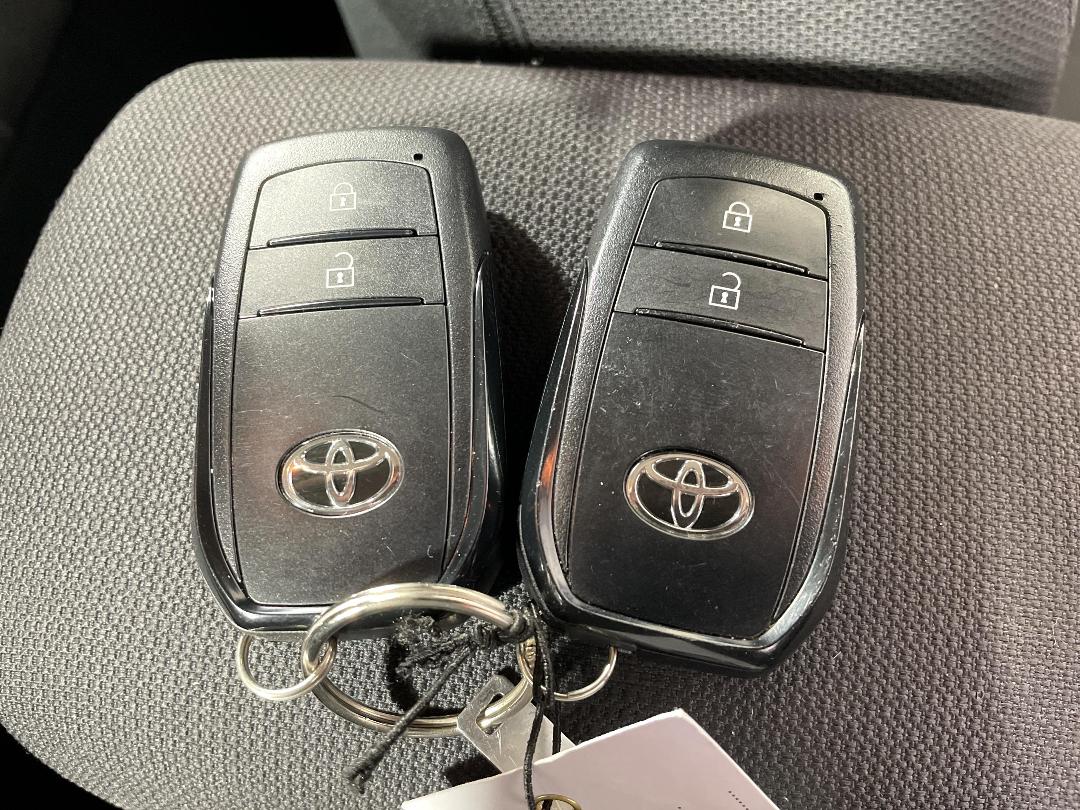 Photo '22' of Toyota Corolla