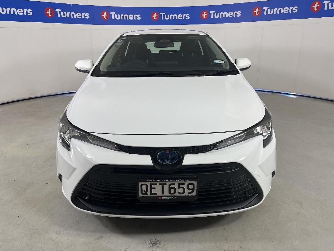 Photo '2' of Toyota Corolla Photo '2' of Toyota Corolla