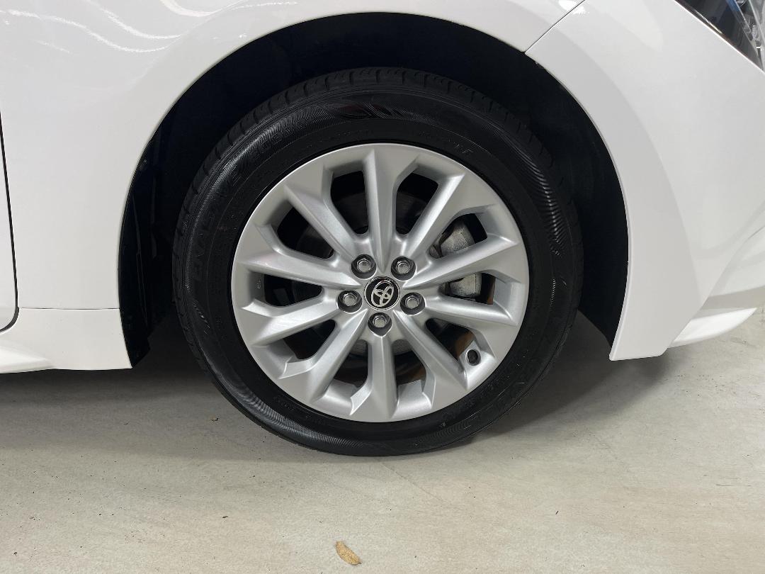 Photo '9' of Toyota Corolla Photo '9' of Toyota Corolla