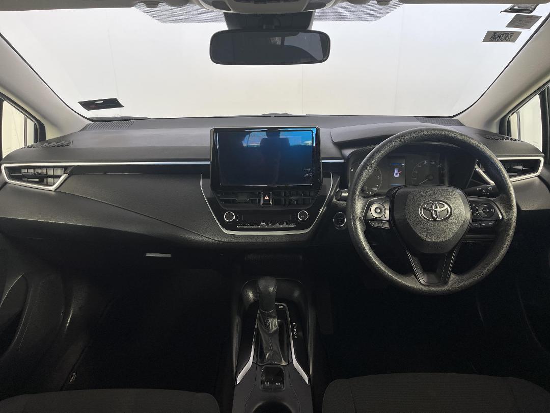 Photo '17' of Toyota Corolla Photo '17' of Toyota Corolla