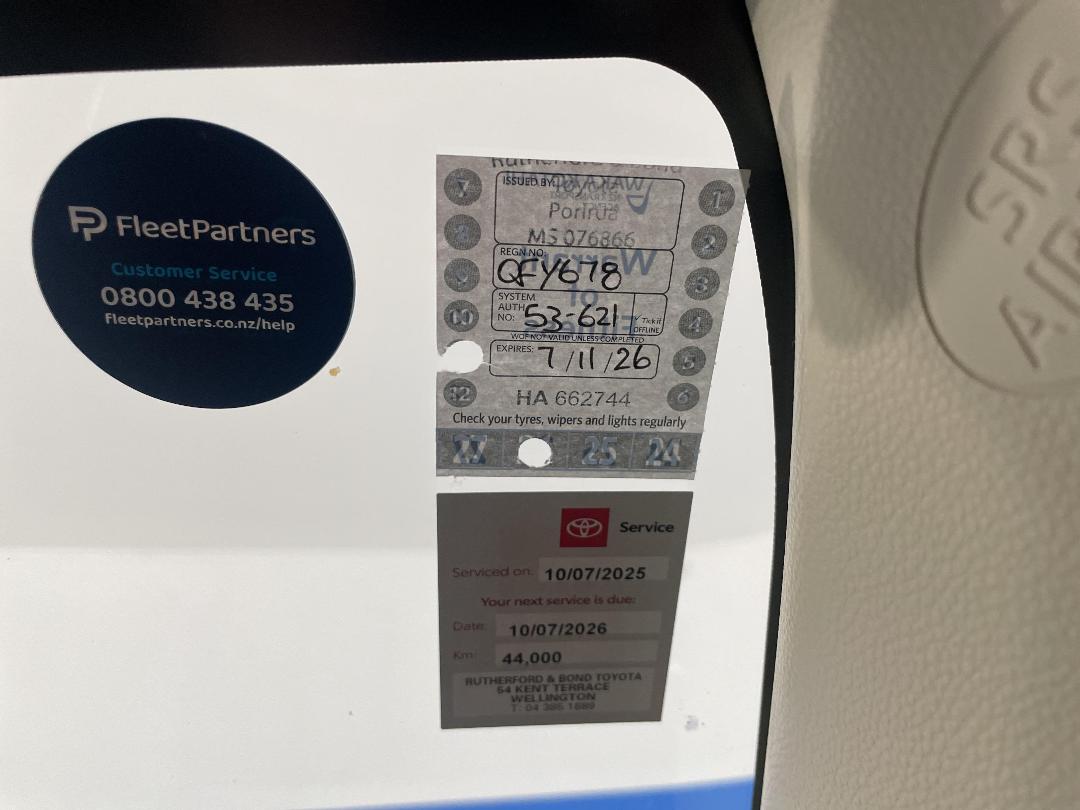 Photo '34' of Toyota Corolla