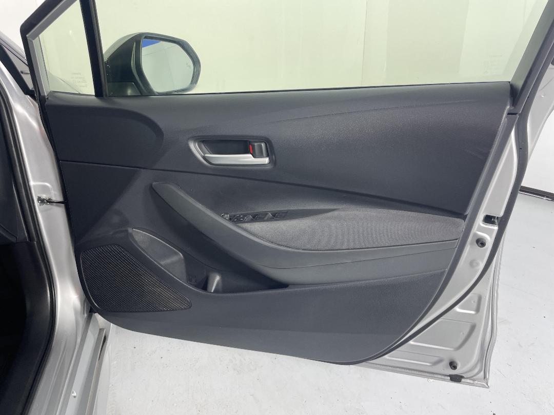 Photo '15' of Toyota Corolla