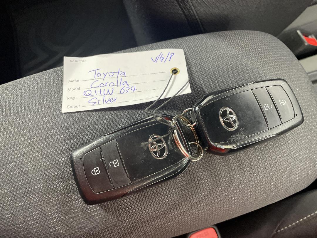 Photo '22' of Toyota Corolla