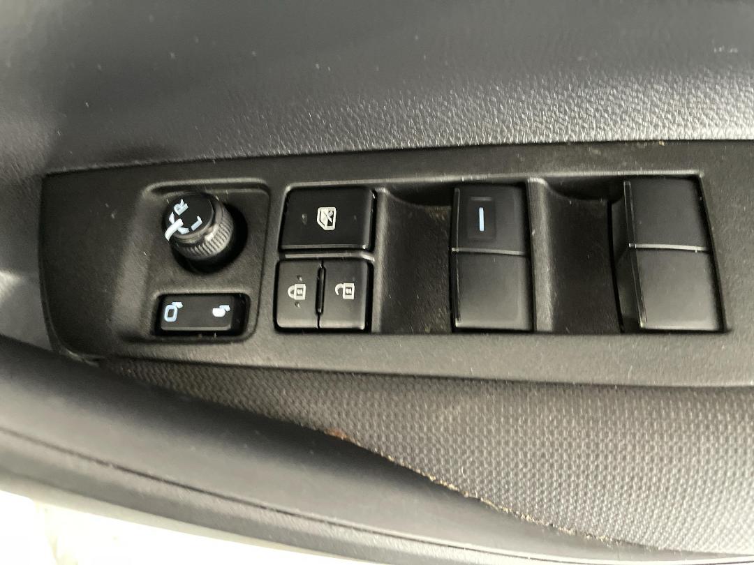 Photo '24' of Toyota Corolla