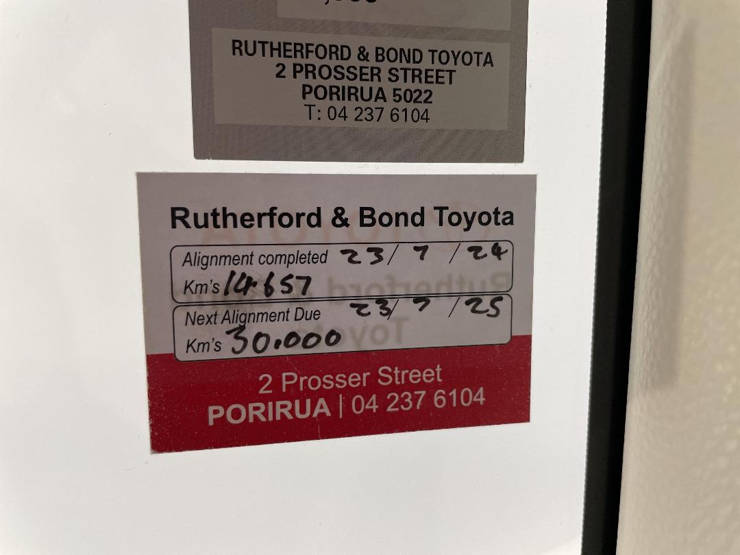 Photo '38' of Toyota Corolla