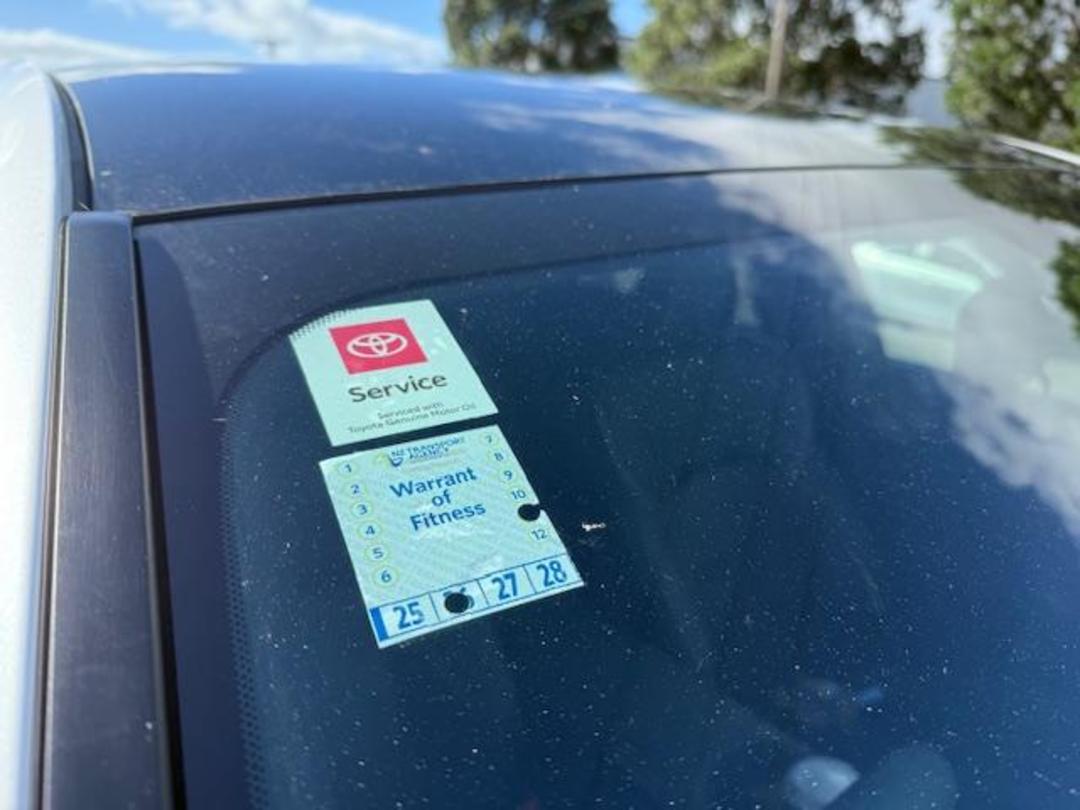 Photo '8' of Toyota Crown Photo '8' of Toyota Crown