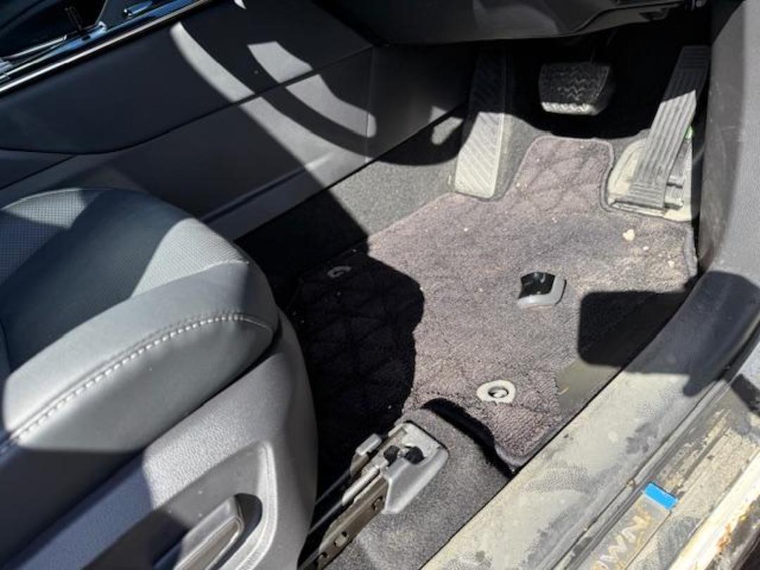 Photo '22' of Toyota Crown Photo '22' of Toyota Crown