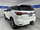 Thumbnail '5' of Toyota Fortuner