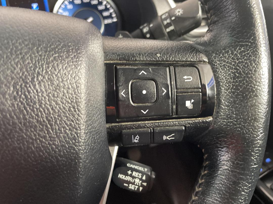 Photo '25' of Toyota Fortuner Photo '25' of Toyota Fortuner