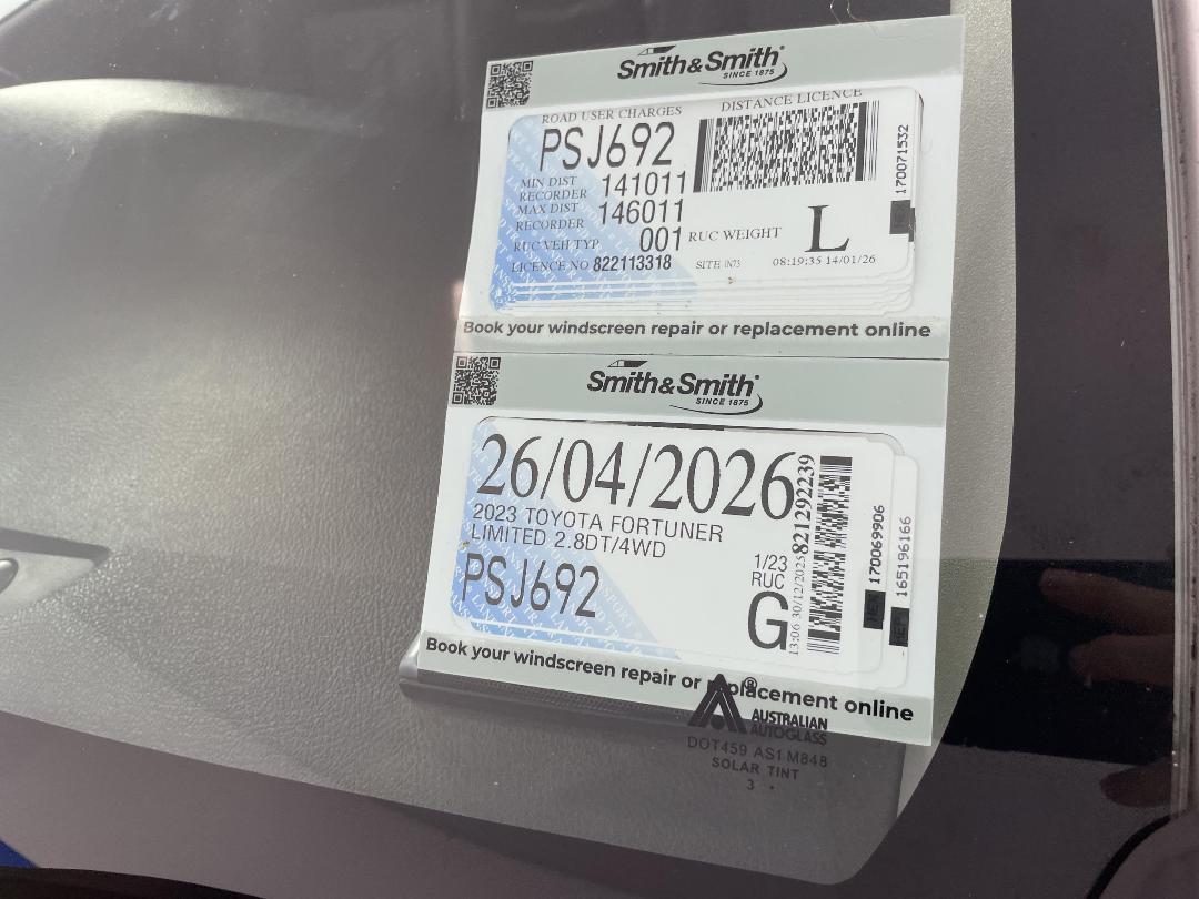 Photo '28' of Toyota Fortuner Photo '28' of Toyota Fortuner