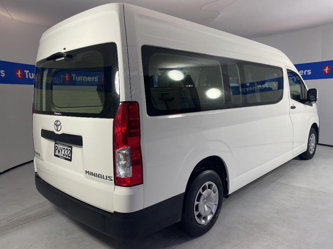 Photo '7' of Toyota Hiace Photo '7' of Toyota Hiace