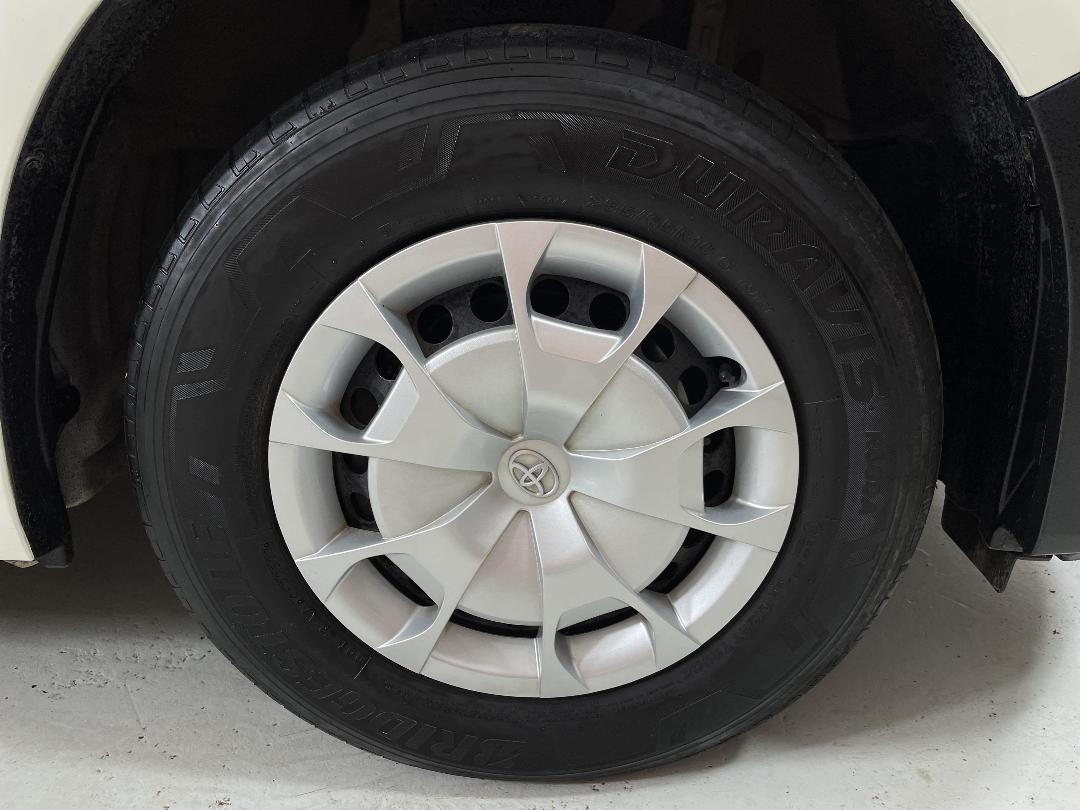 Photo '9' of Toyota Hiace