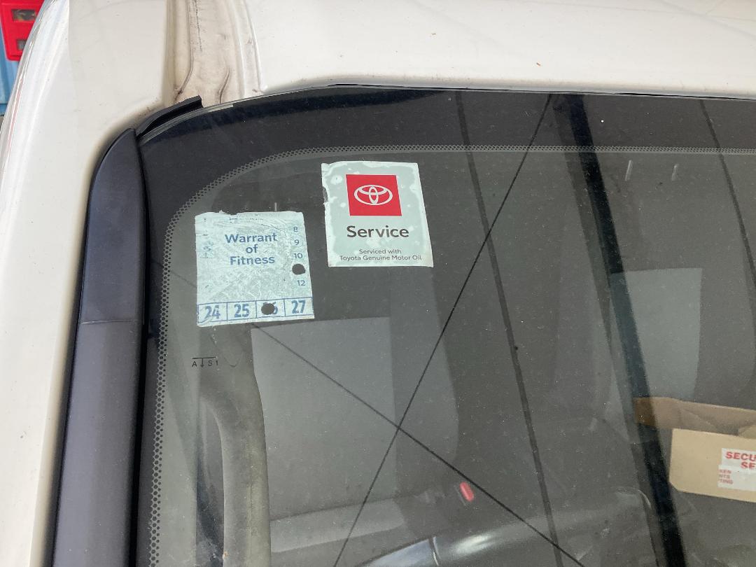 Photo '15' of Toyota Hiace ZR GVN