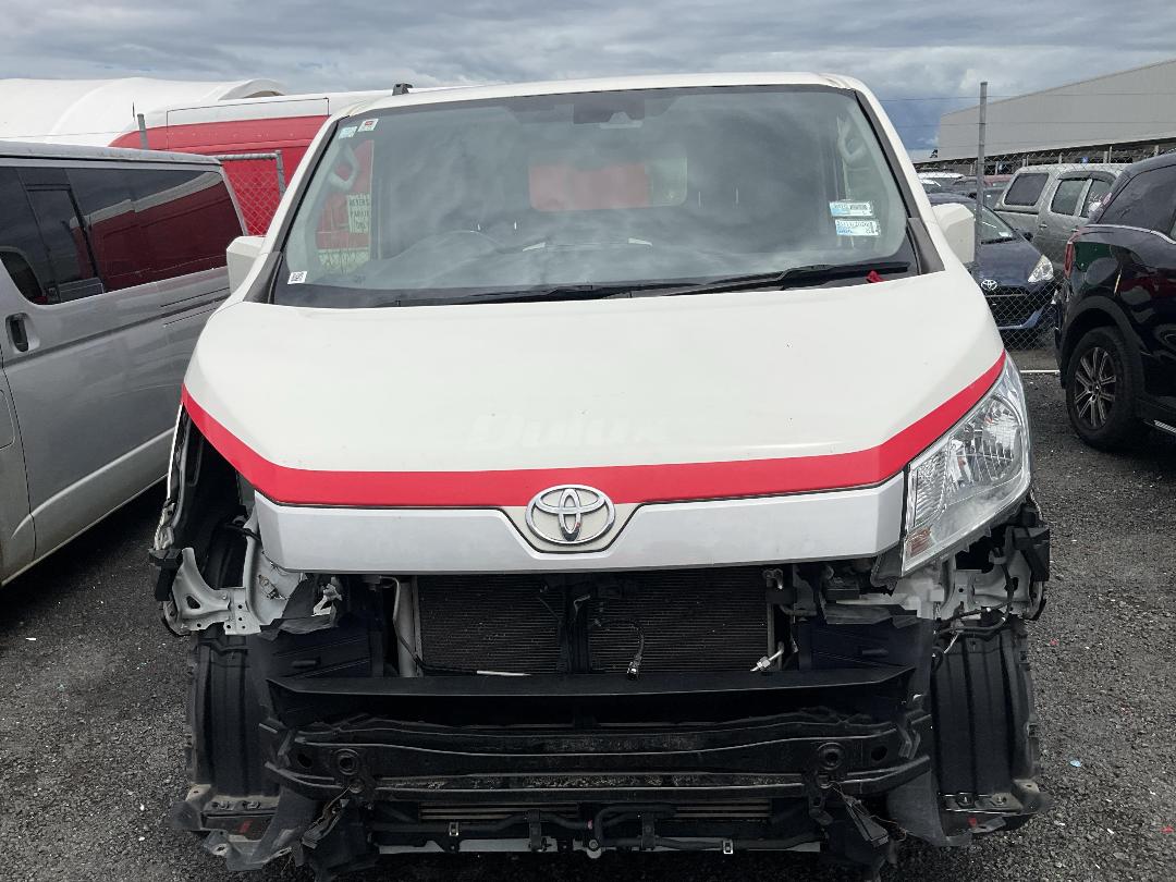 Photo '2' of Toyota Hiace ZR GVN