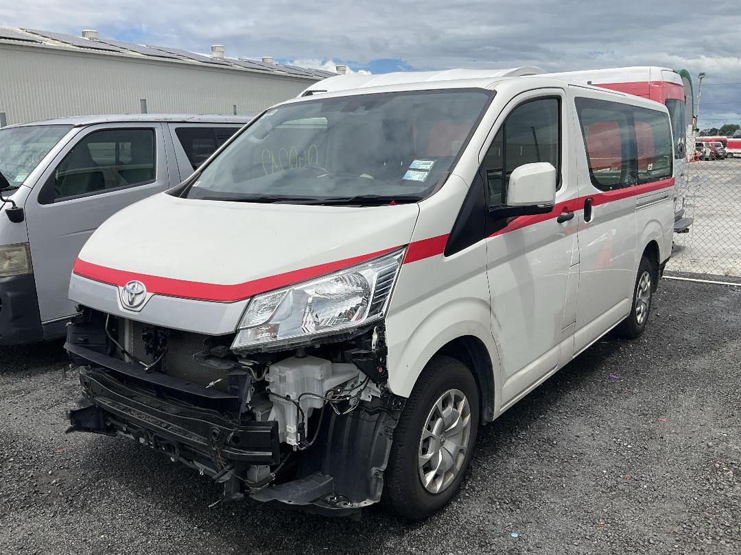 Photo '3' of Toyota Hiace ZR GVN