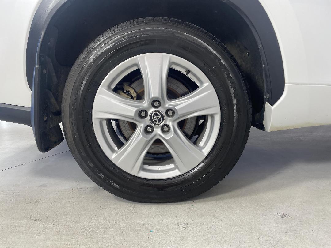 Photo '12' of Toyota Highlander