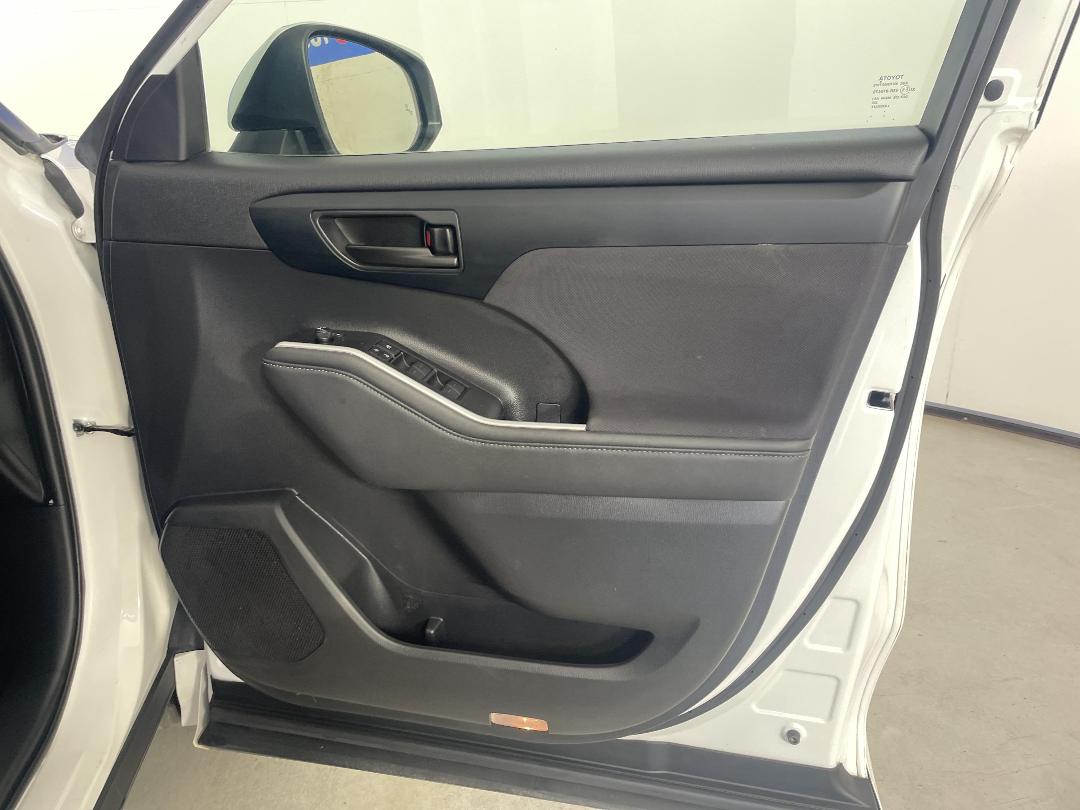 Photo '15' of Toyota Highlander