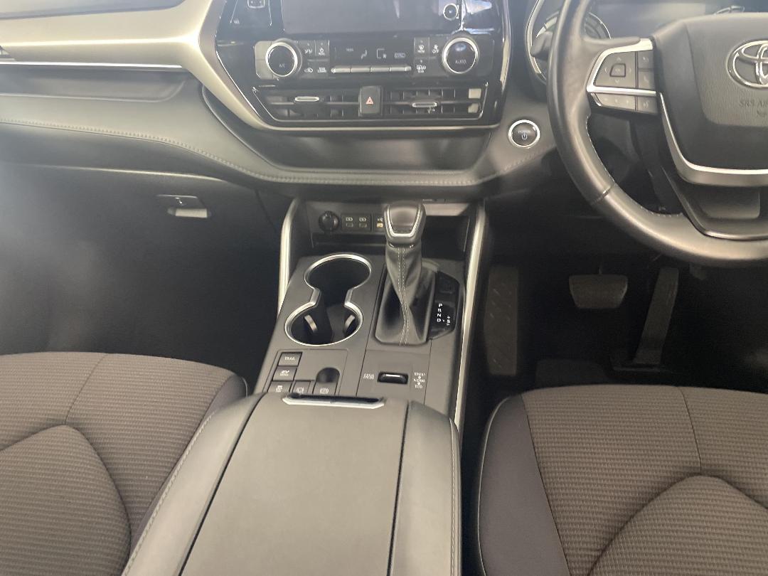 Photo '18' of Toyota Highlander