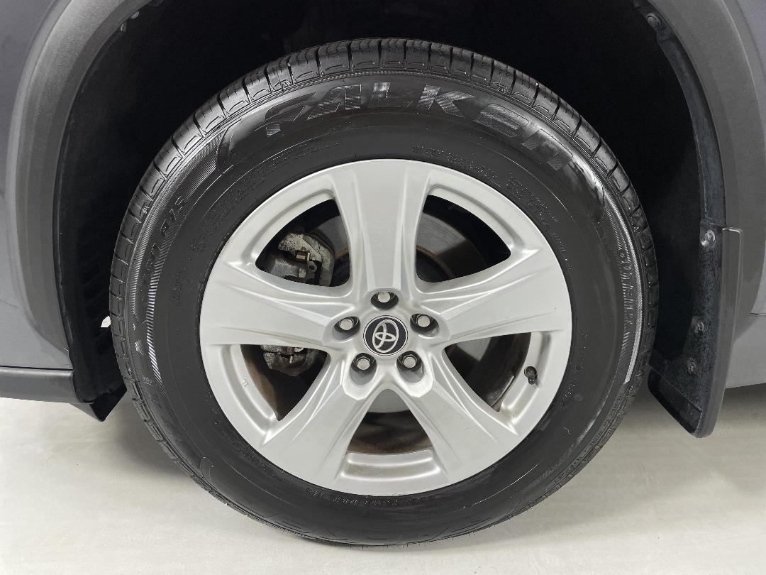 Photo '10' of Toyota Highlander