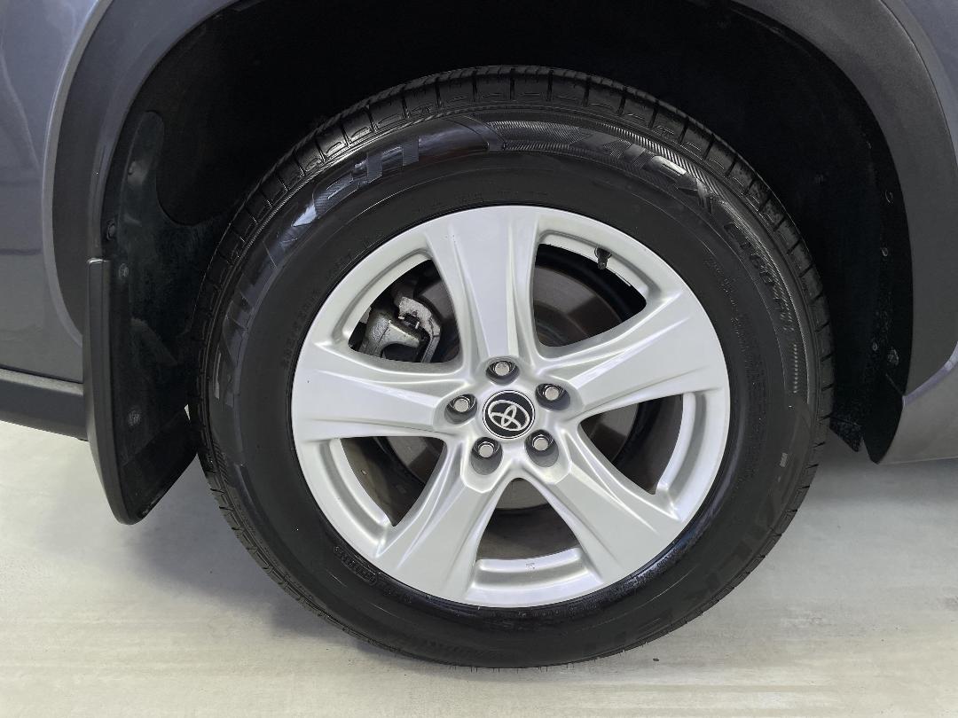 Photo '12' of Toyota Highlander