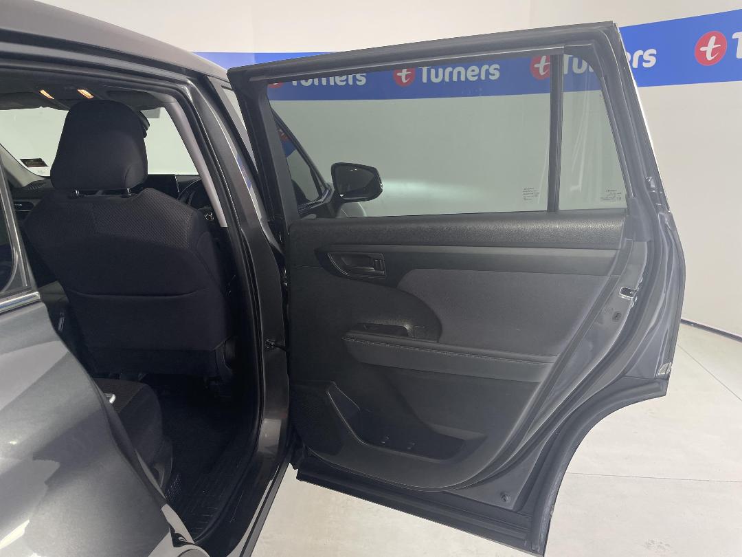 Photo '19' of Toyota Highlander