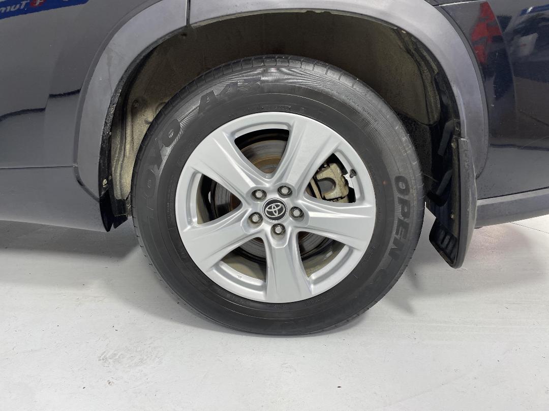 Photo '11' of Toyota Highlander