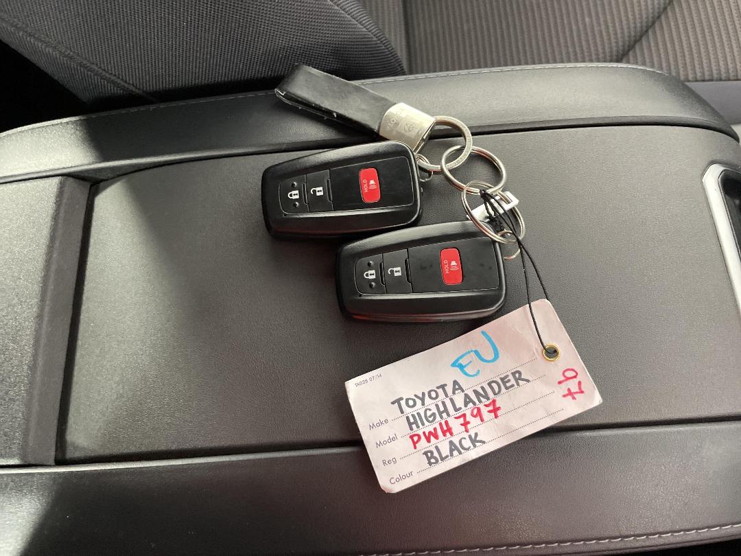 Photo '22' of Toyota Highlander