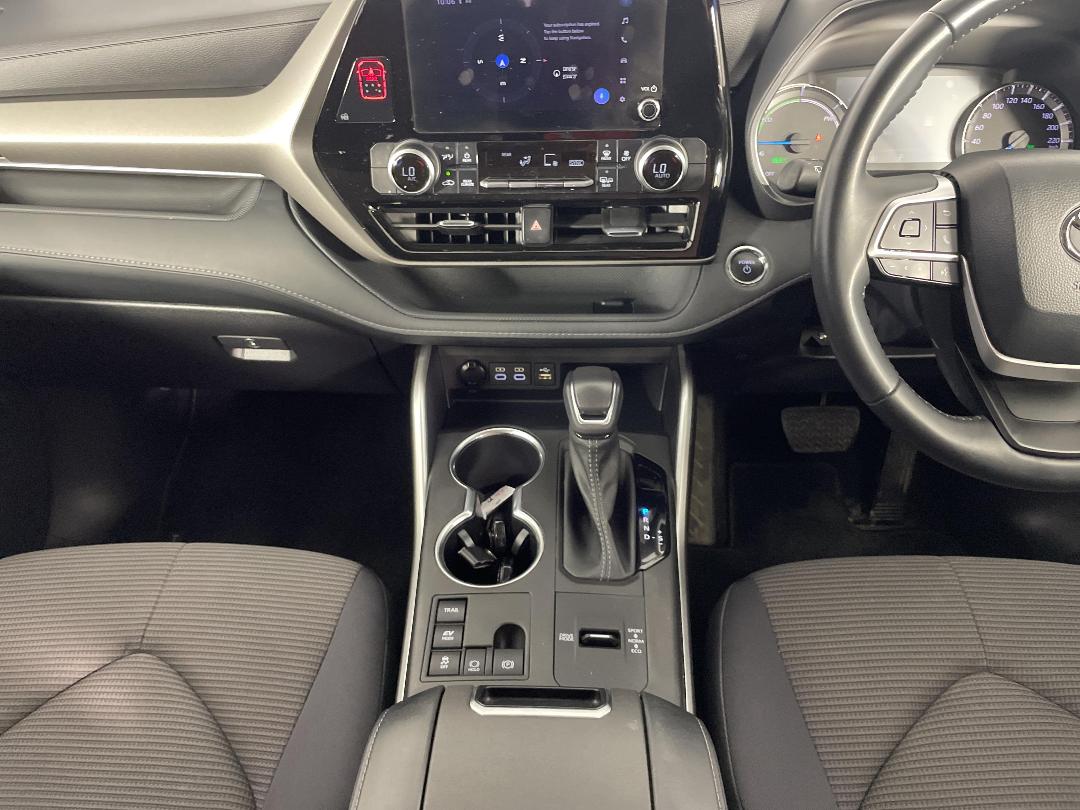 Photo '18' of Toyota Highlander