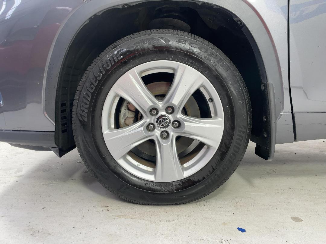 Photo '10' of Toyota Highlander