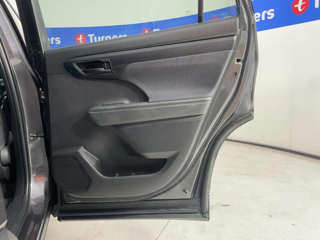 Photo '19' of Toyota Highlander