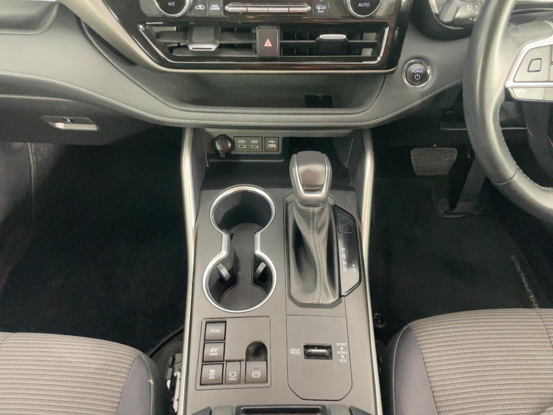 Photo '18' of Toyota Highlander