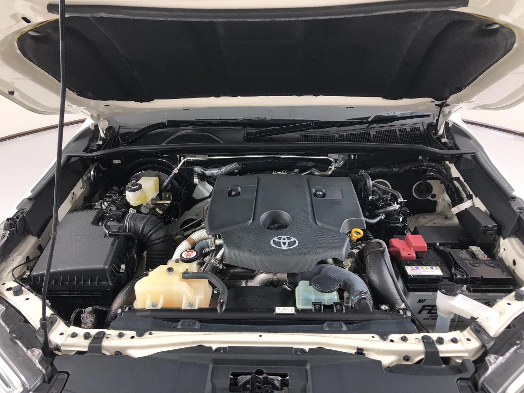 Photo '13' of Toyota Hilux