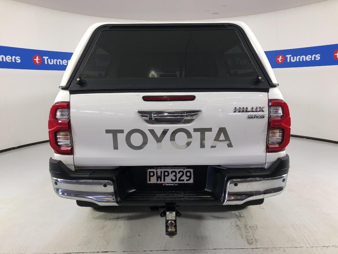 Photo '6' of Toyota Hilux