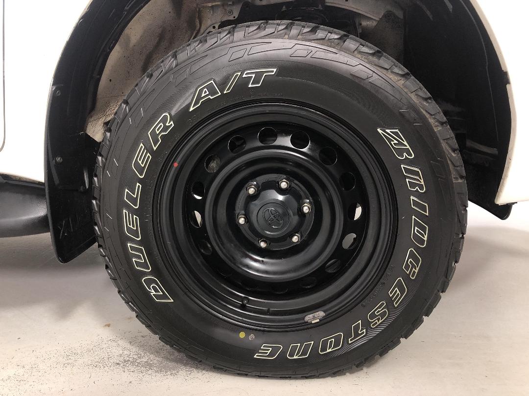 Photo '9' of Toyota Hilux