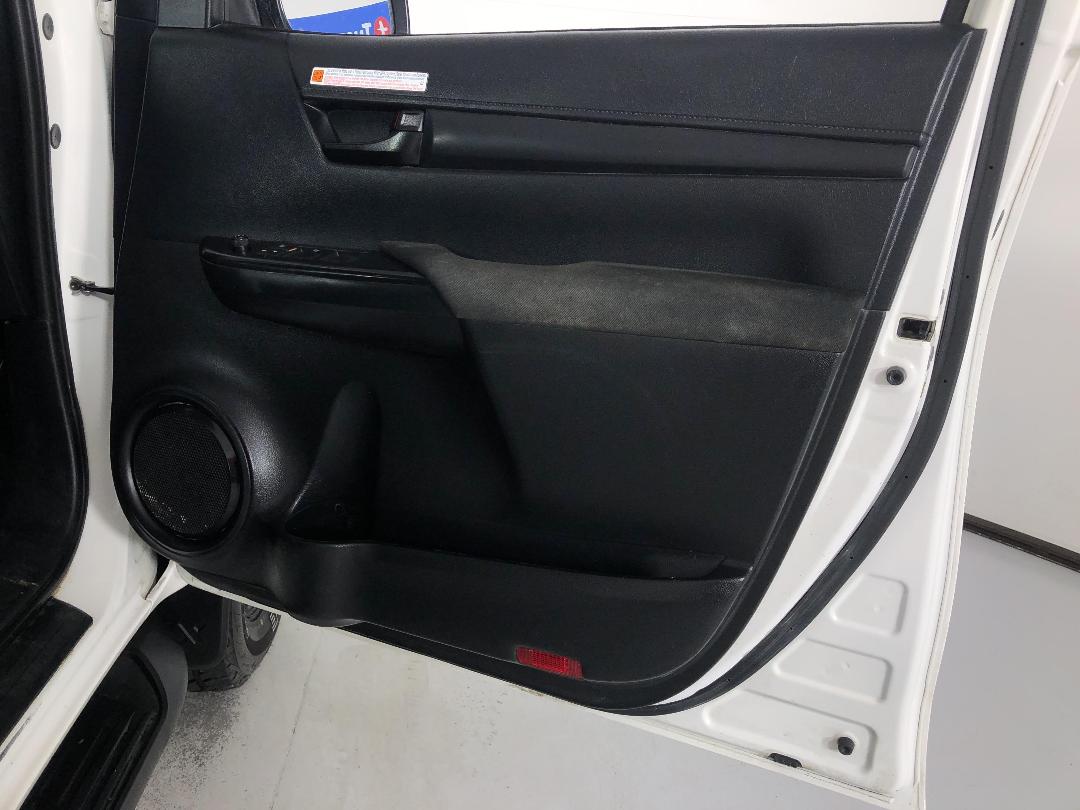 Photo '15' of Toyota Hilux