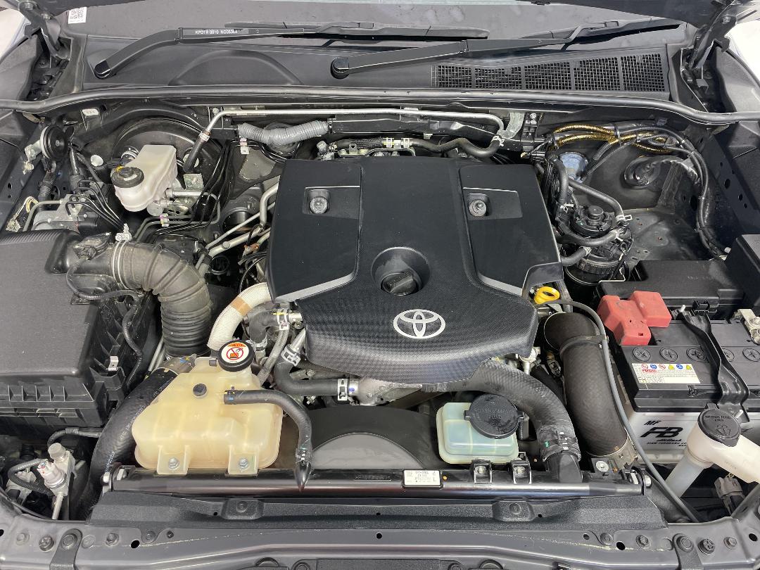 Photo '13' of Toyota Hilux