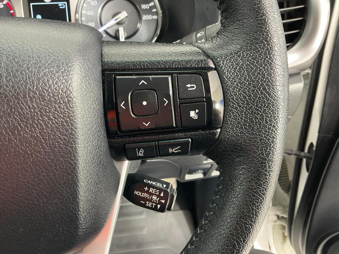 Photo '25' of Toyota Hilux