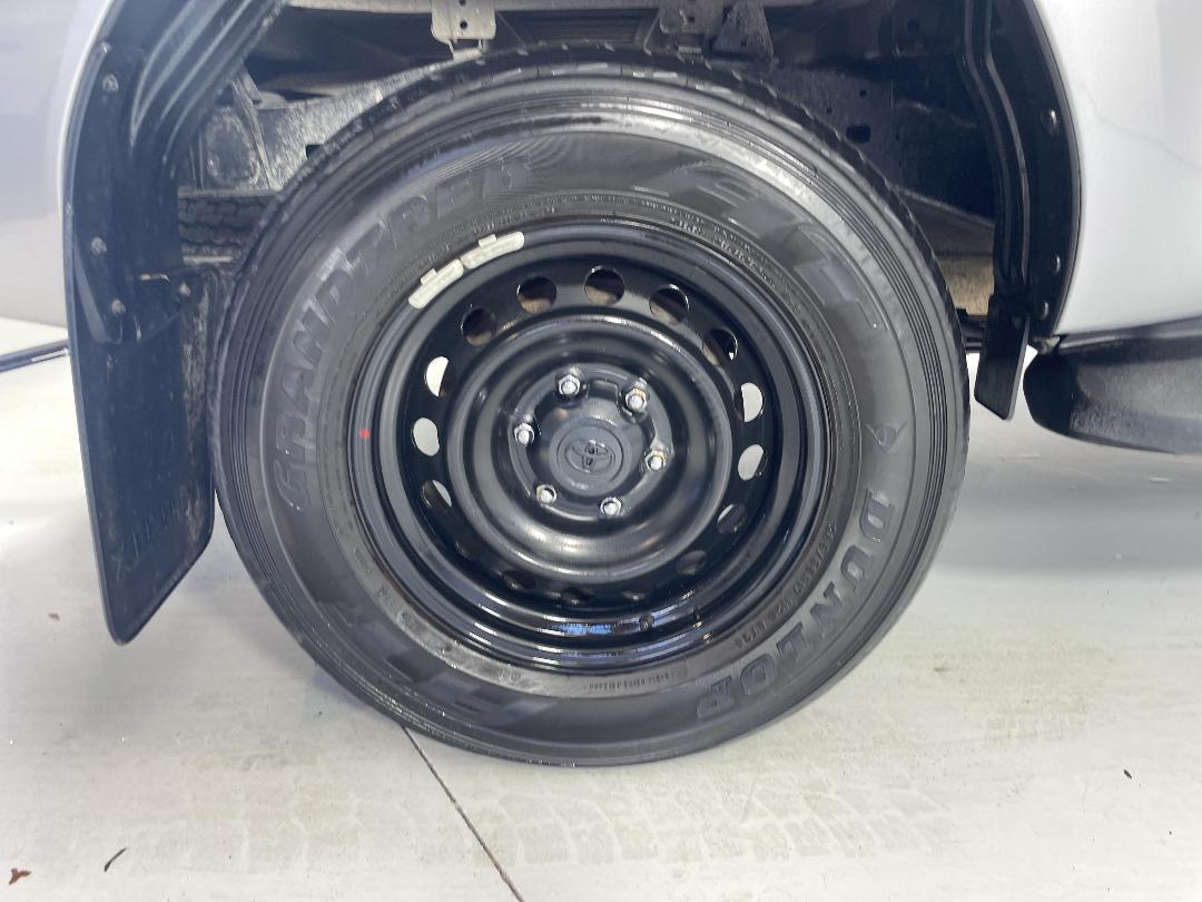 Photo '12' of Toyota Hilux