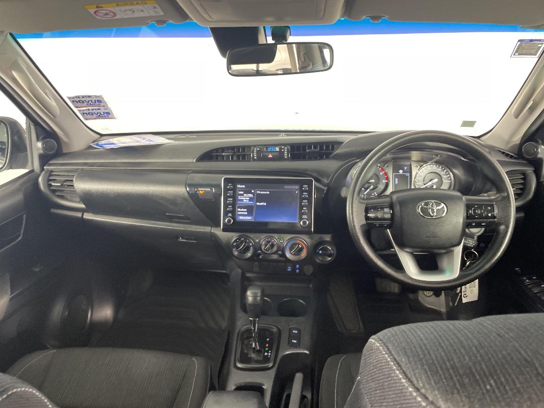 Photo '17' of Toyota Hilux