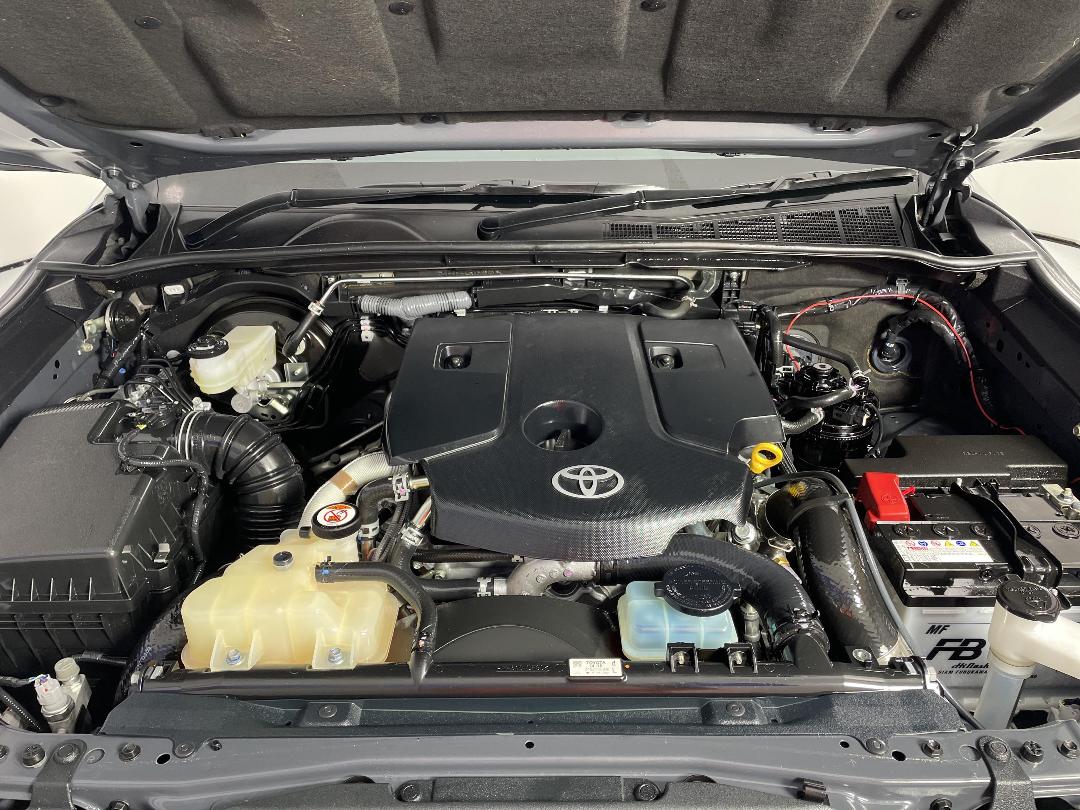 Photo '13' of Toyota Hilux